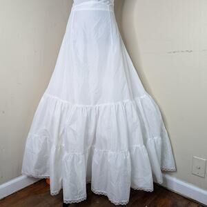 David's Bridal White Crinoline